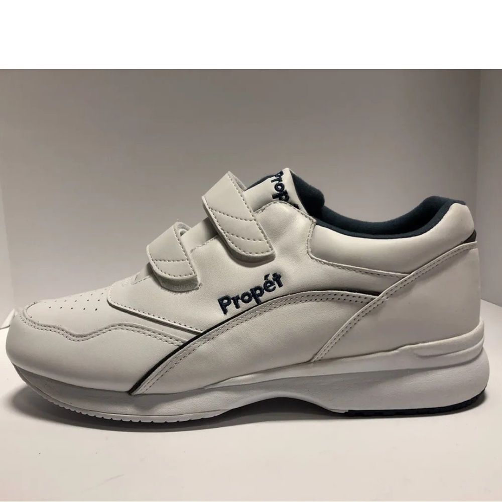 Propet Women’s Tour Walker White Walking Shoes, Size 11 EE